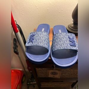 Michael Kors Women Signature Slides